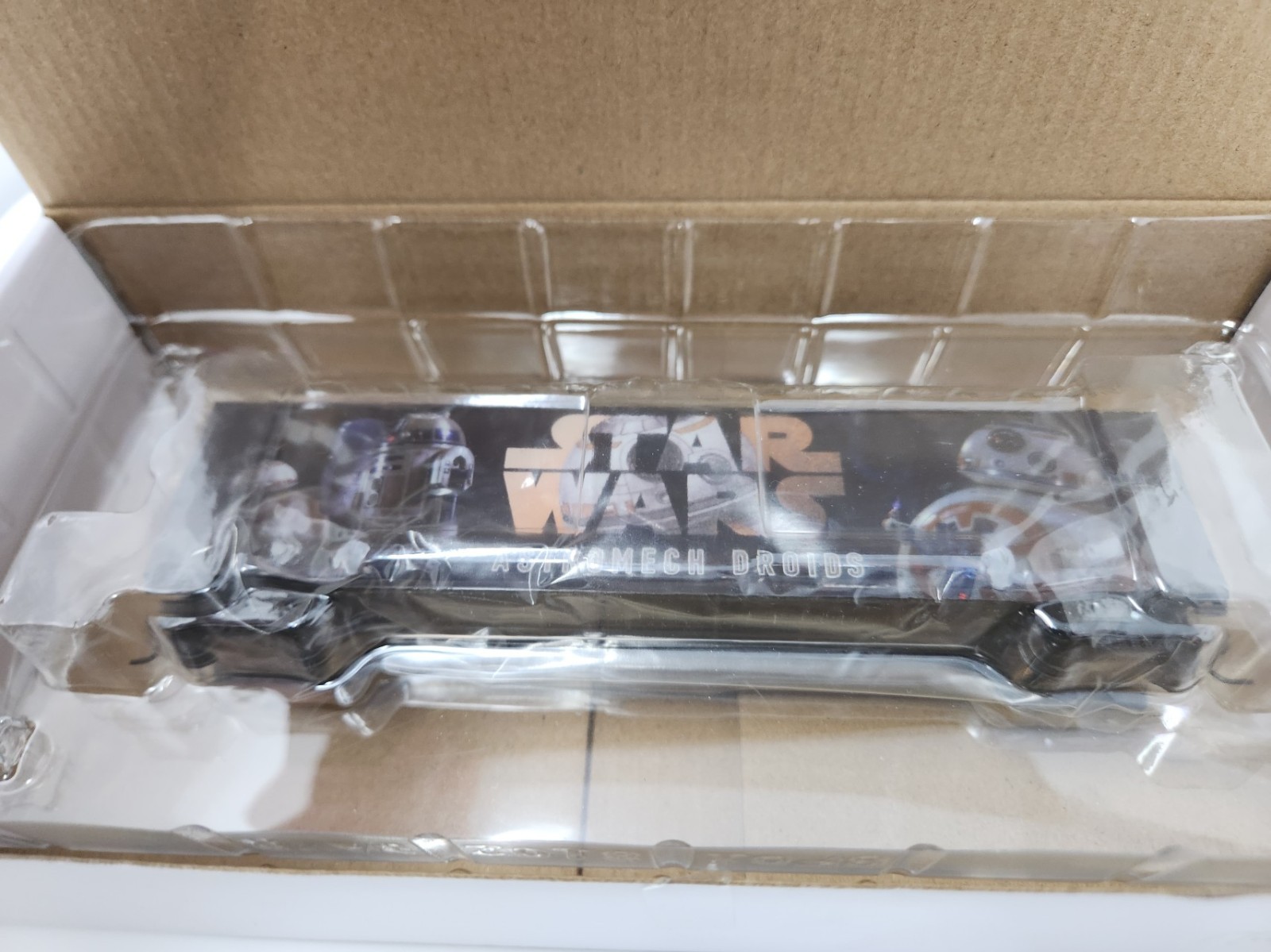 RARE NIB HAWTHORNE VILLAGE ASTROMECH DROIDS SCALE BOXCAR FROM STAR WARS EXPRESS