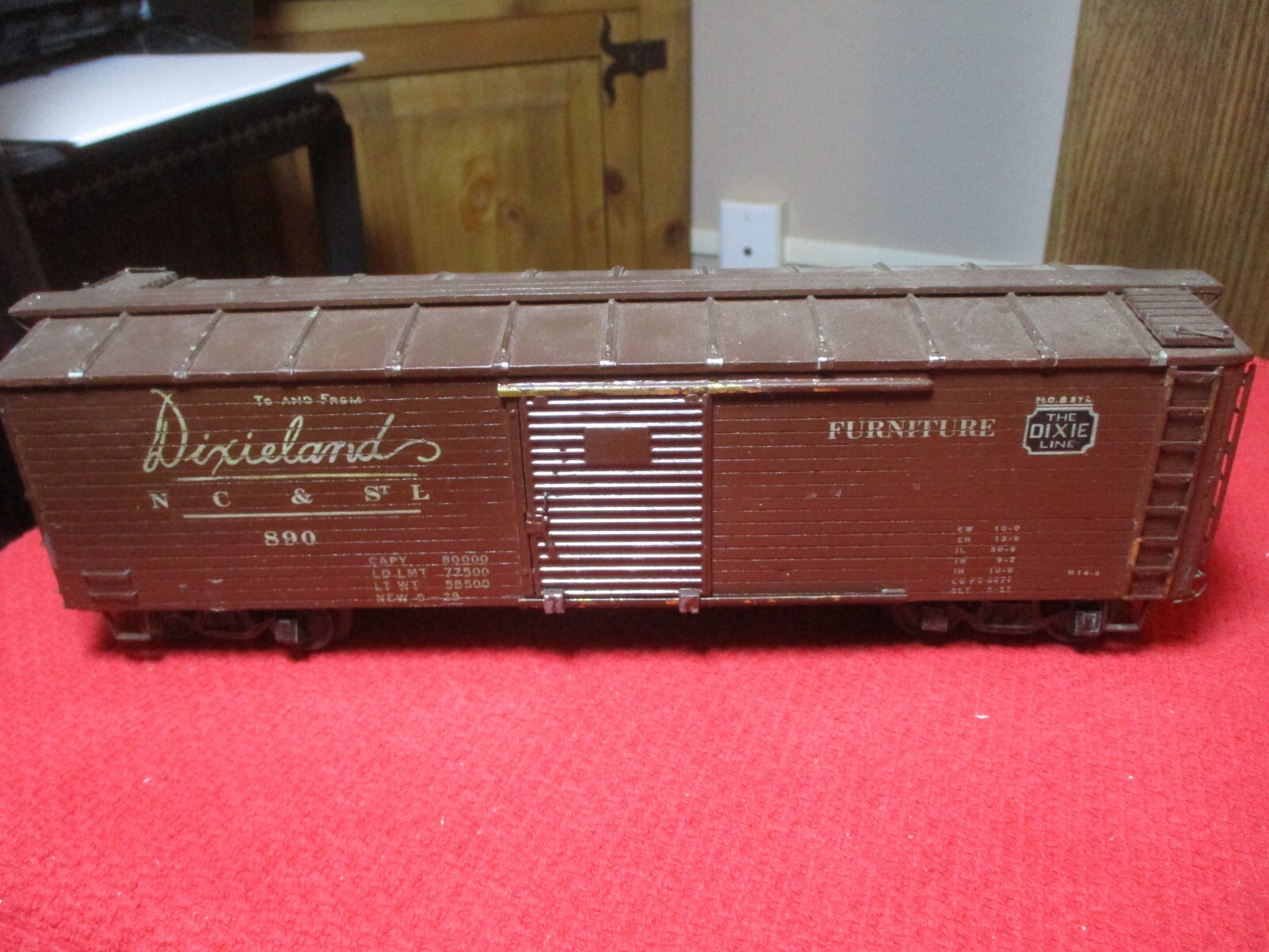 Unbranded 1920’s O Gauge Dixie Lines Wood Sided Furniture Boxcar NC&StL 890