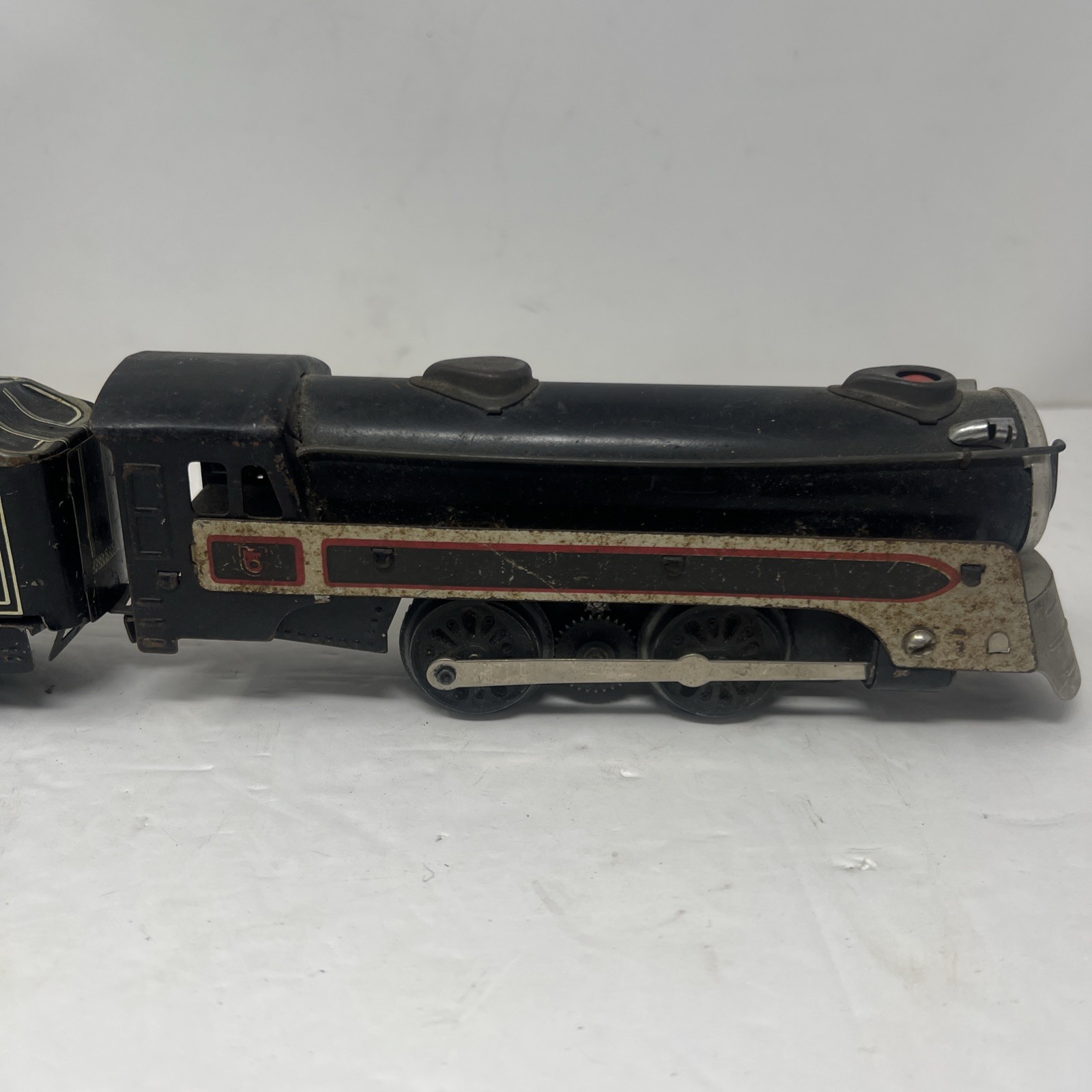 Vintage Marx O-Gauge Tinplate Train Lot – 10-Piece Pre/Post-War Project Pile