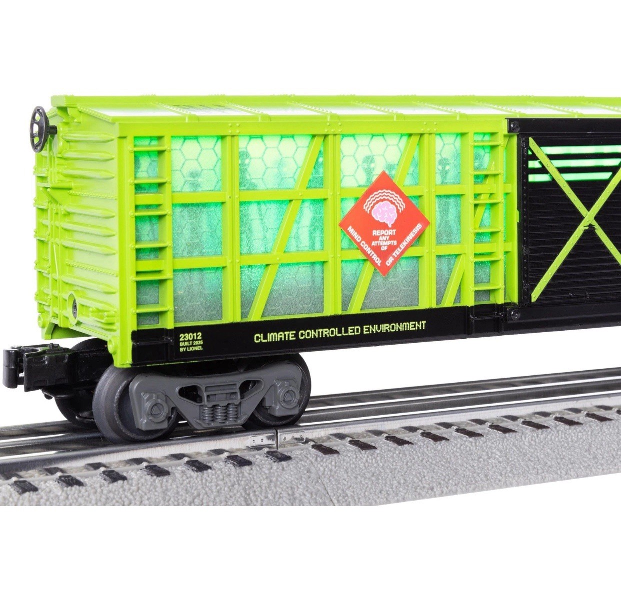 LIONEL AREA 51 UFO LIGHTED ALIEN CONTAINMENT TRANSPARENT BOXCAR 23012! O GAUGE