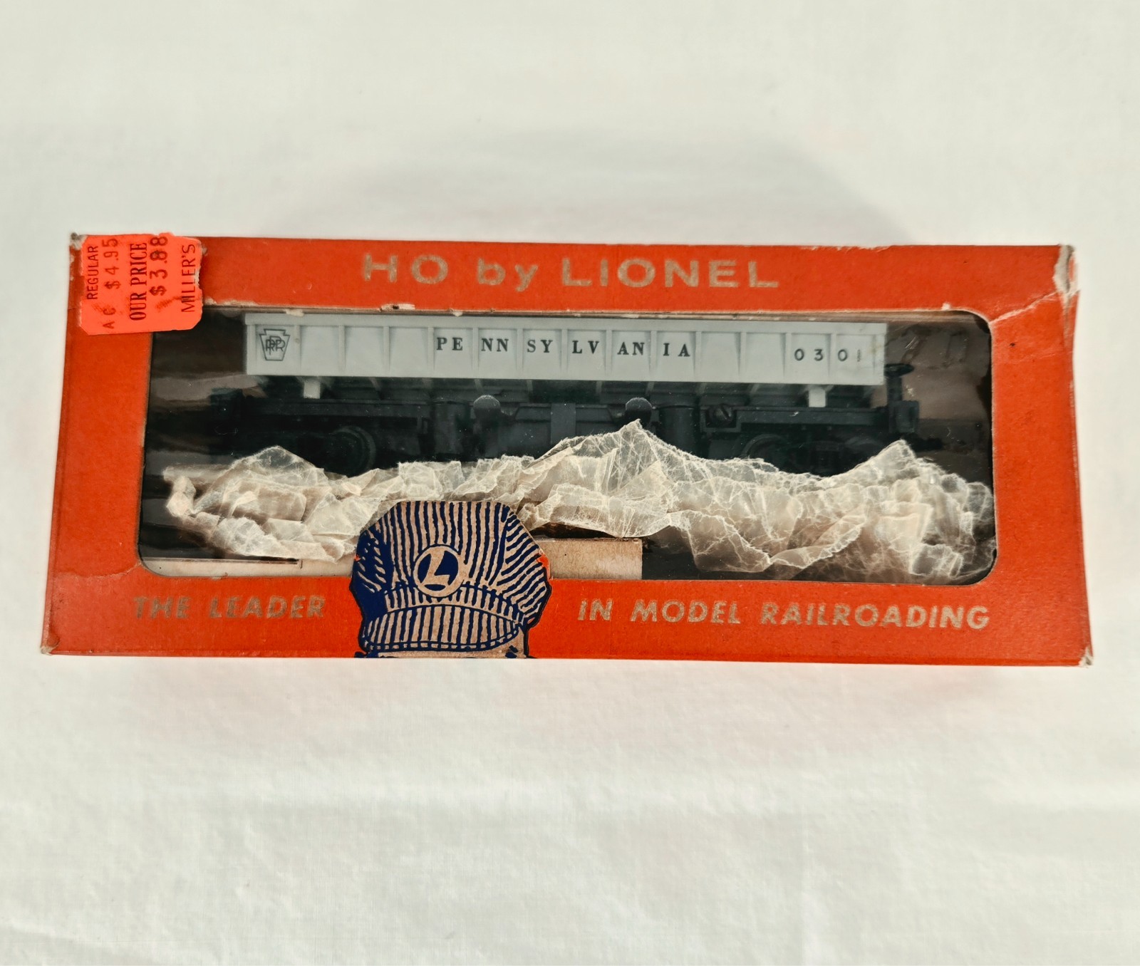 HO by Lionel 0301 Pennsylvania Operating Coal Dump Car w/Coal in Original Box