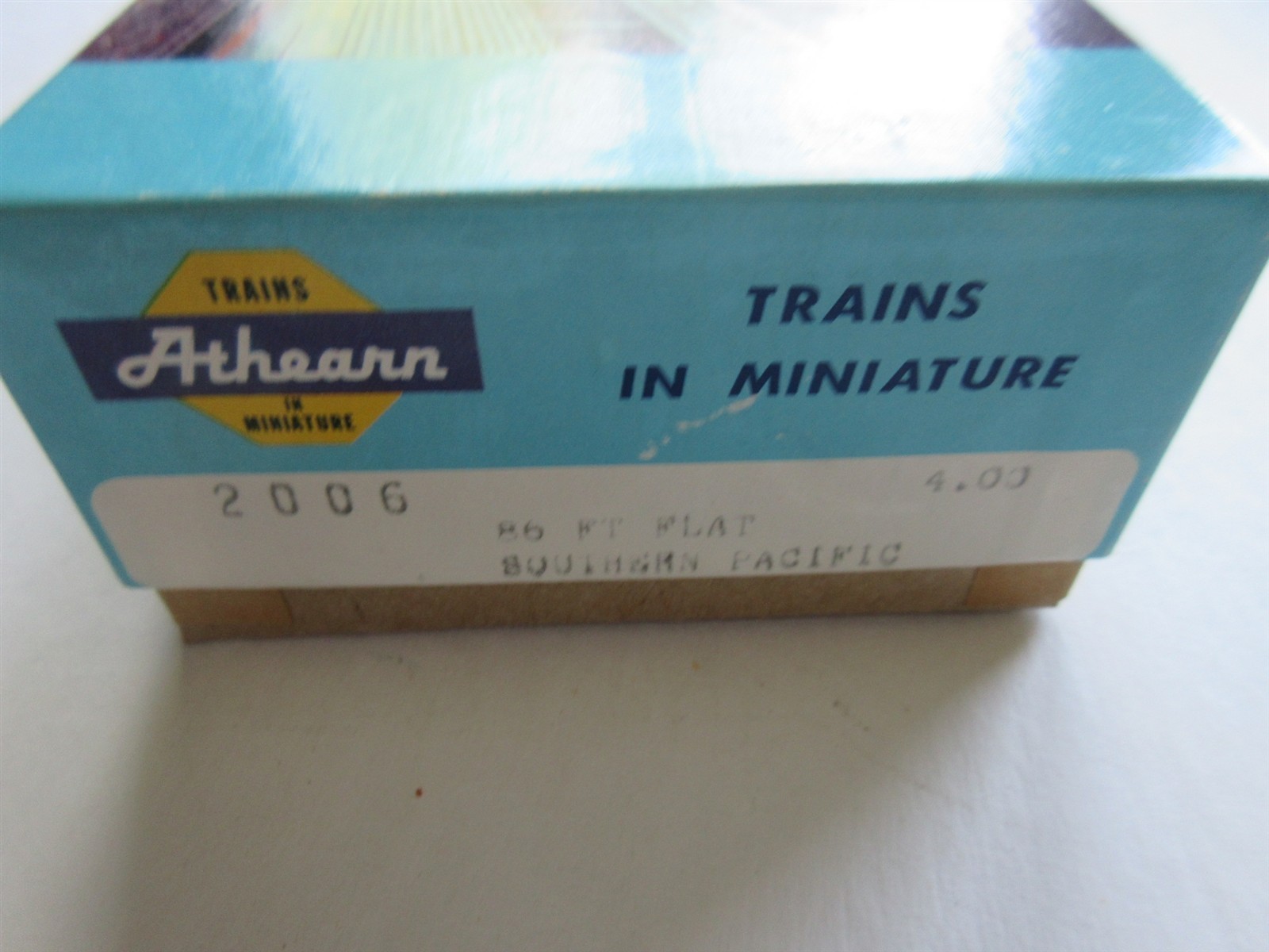 ATHEARN Trains – Southern Pacific 86′ Flat Car #2006 – HO Scale NOS
