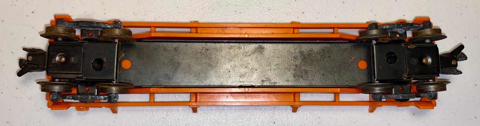 LIONEL POSTWAR O GAUGE 6362 ORANGE RAIL TRUCK CAR FOR 3 TRUCKS #636255 – NO LOAD