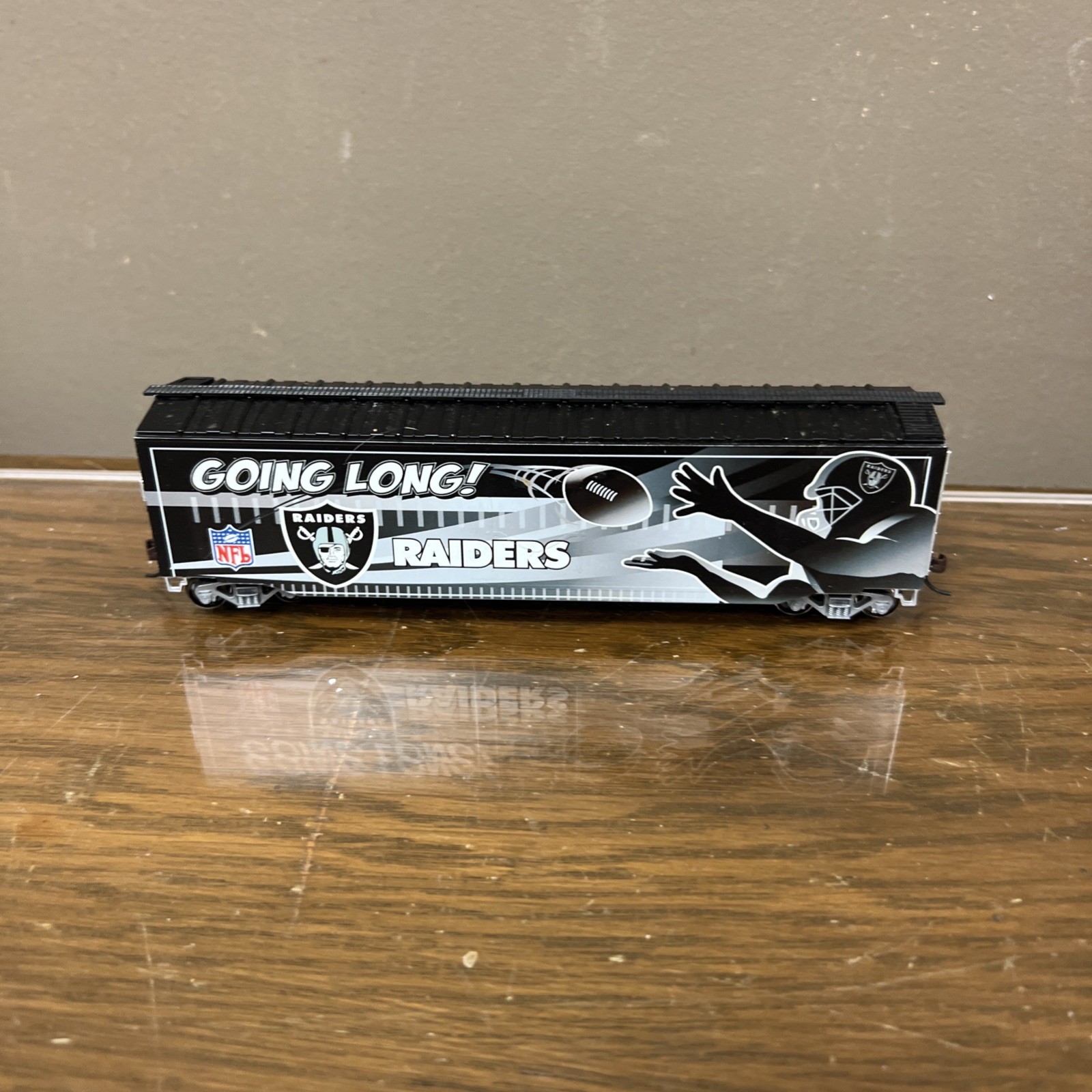 Hawthorne Village Oakland Raiders Going Ling Box Car With Tracks No COA