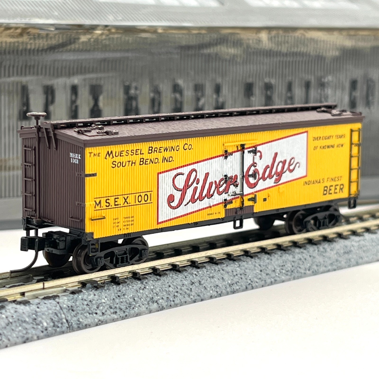 Atlas N Scale 41508 Muessel Silver Edge Beer 40ft Wood Reefer MSEX1001