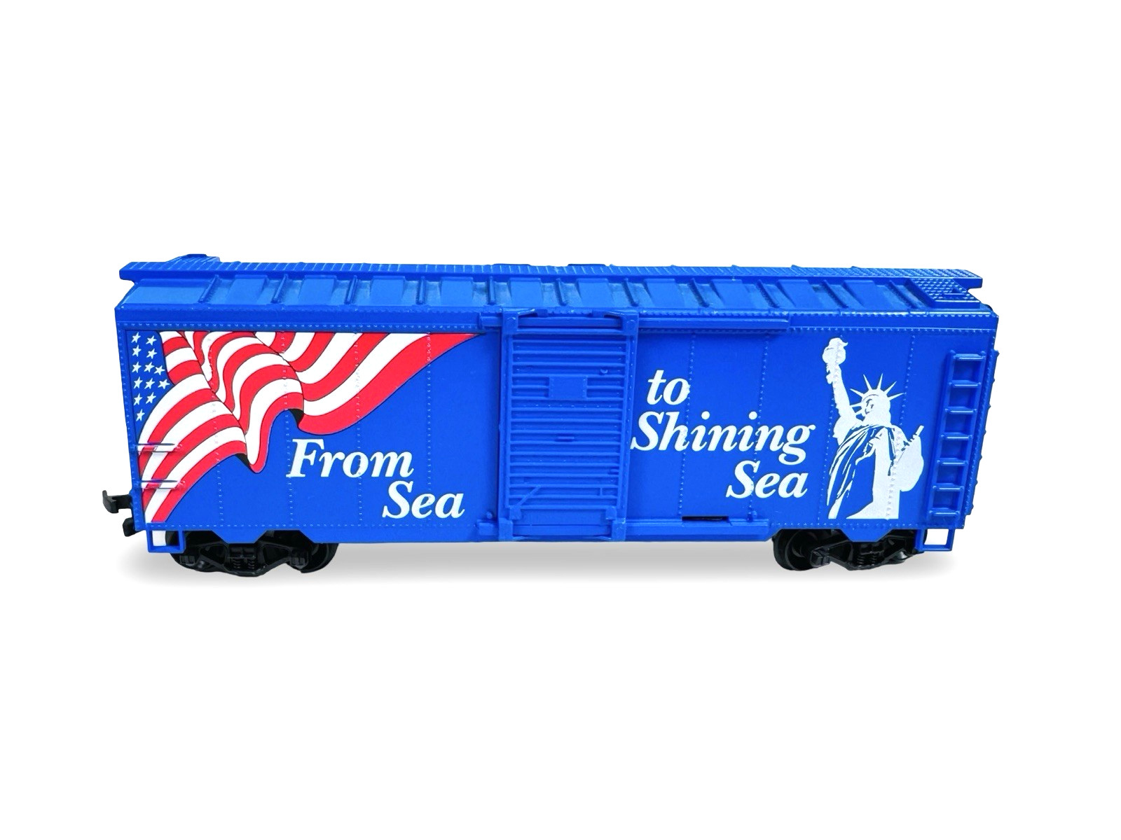 Life-Like United States of America Patriotic 4-Car Boxcar and Reefer Set