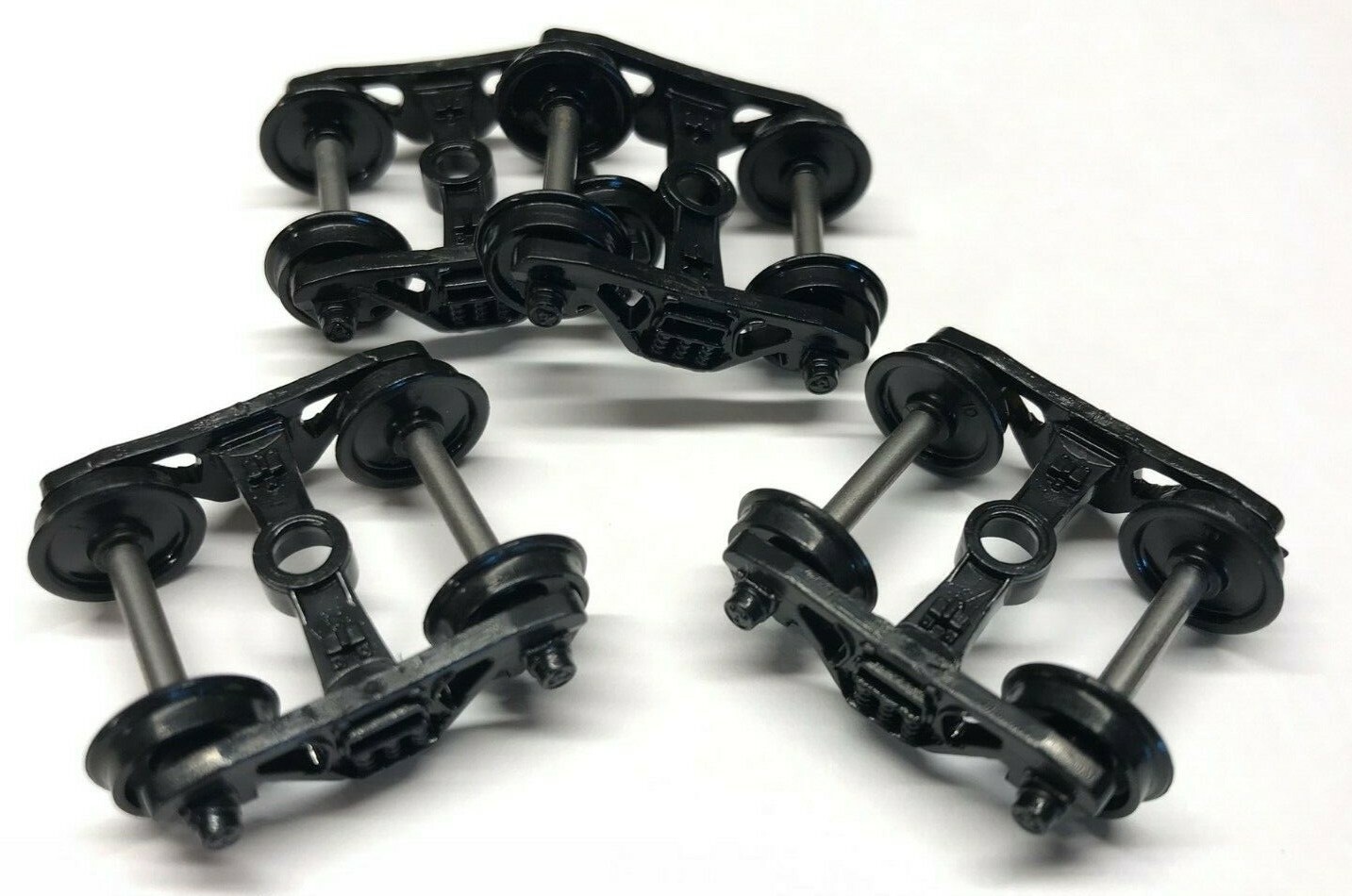 Athearn HO Part #90399 / ATH90399 HYATT Roller Bearing Trucks – 2 Pairs! NEW!
