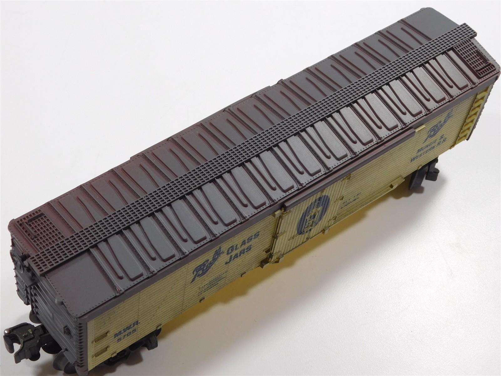 LIONEL 6-5705 O-GAUGE 1981 BALL GLASS JAR BILLBOARD REEFER CAR NIB