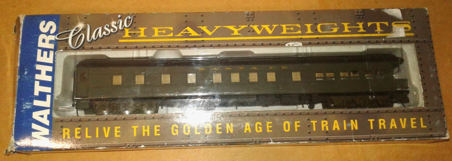 HO SCALE WALTHERS PULLMAN HEAVYWIGHT COACH LOUNGE OBS. SANTA FE ATSF 932-10252