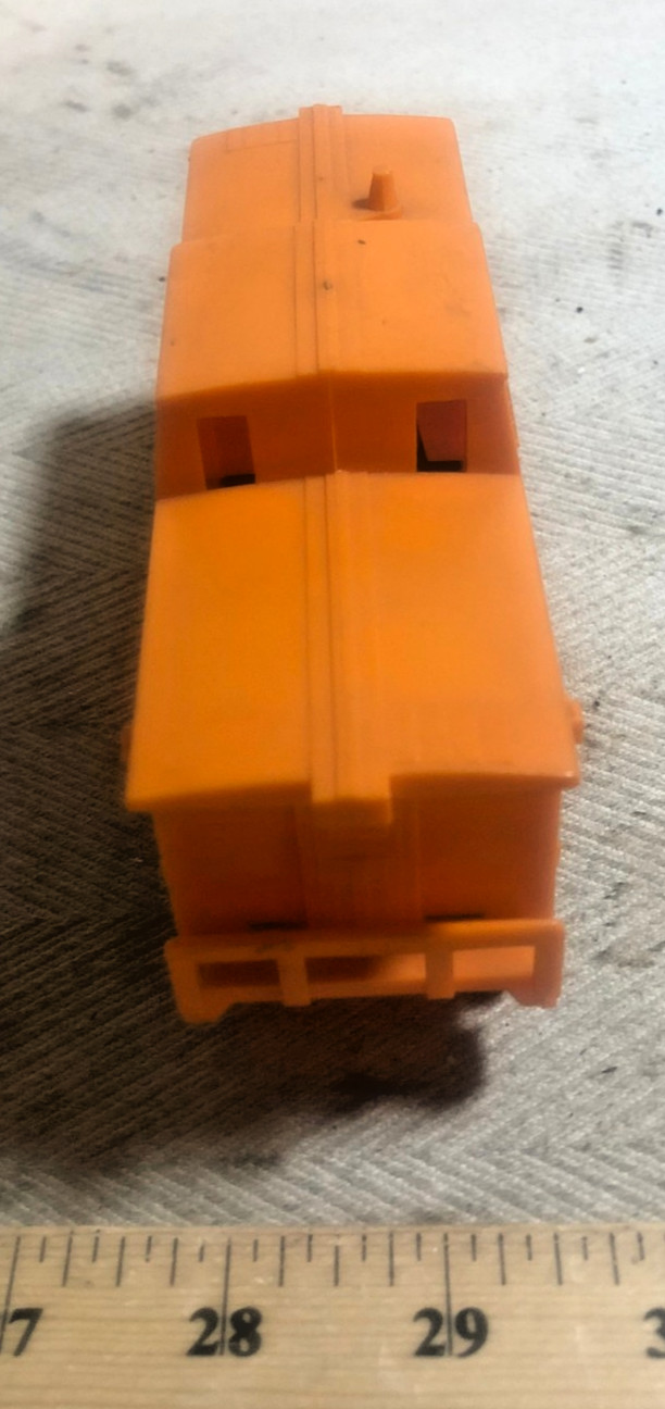 Marx 1988 B. & L. E. Bessemer Orange Plastic 4-wheel Caboose (C)