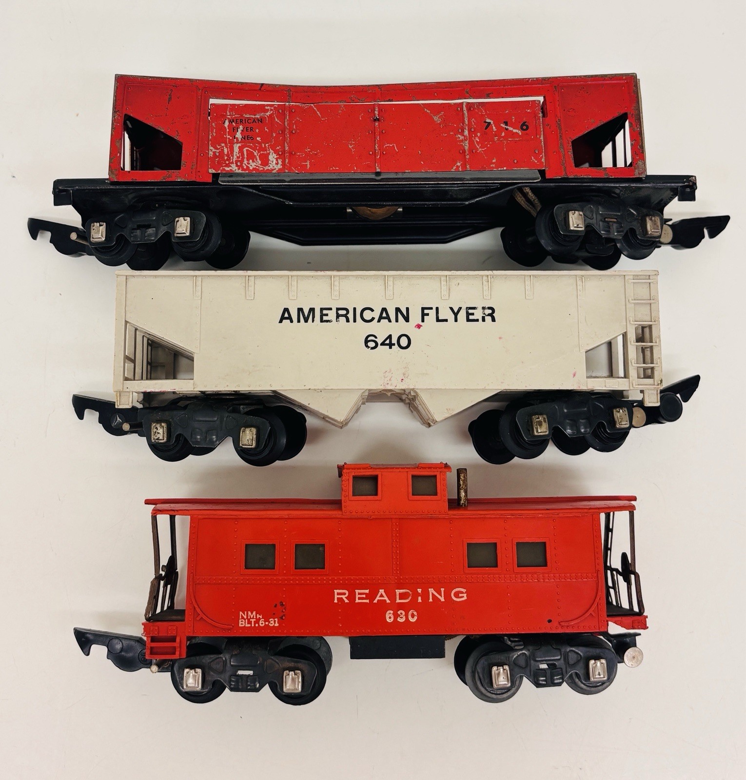 American Flyer S Lot of 3 Freight Cars Dump Car 716 Hopper 640 Reading Caboose
