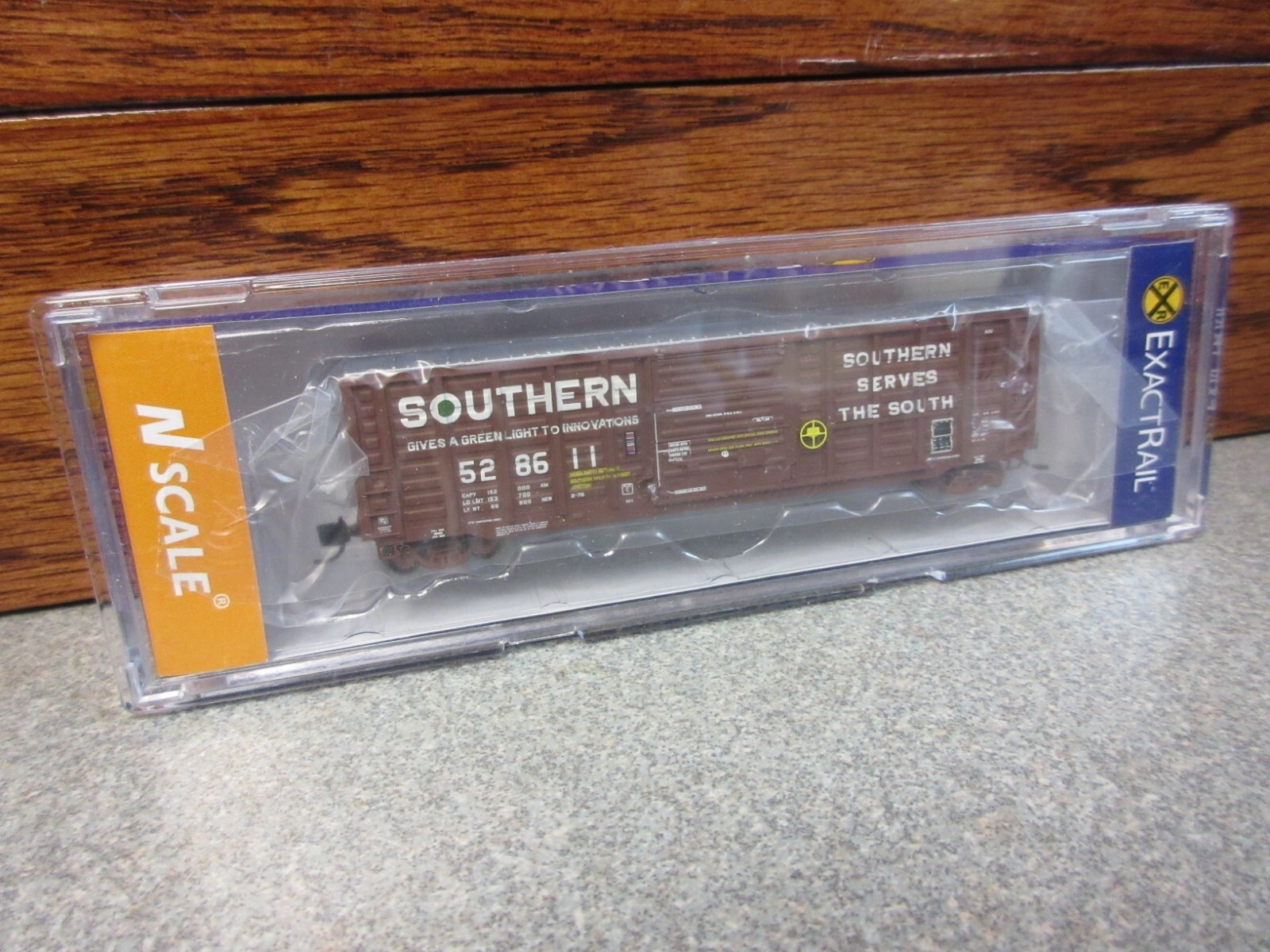 ExactRail # EN-50403-1 Southern Railway ( SOU 528611 ) Waffle Side Box (MIB)