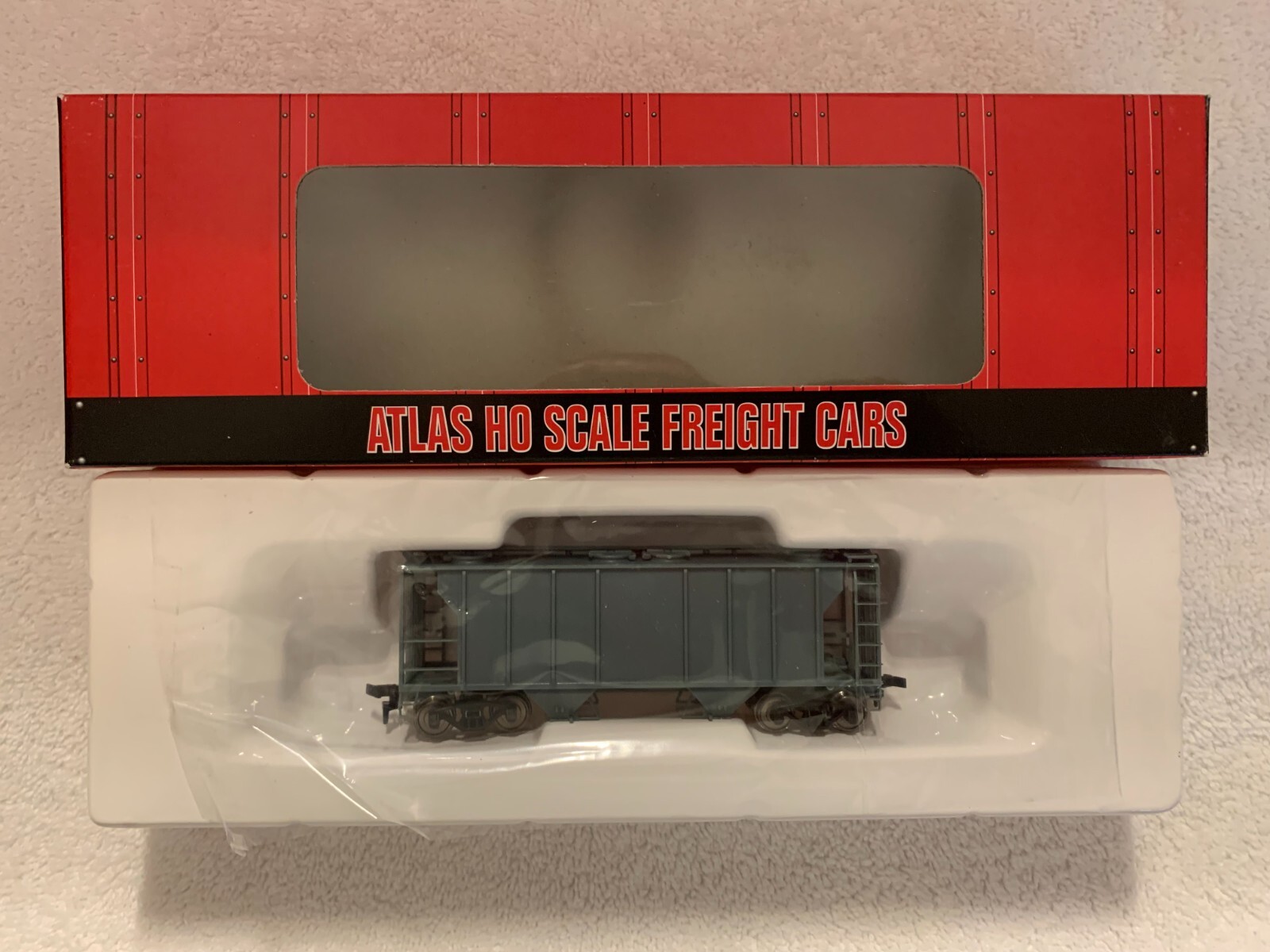 Atlas HO Scale Freight Cars Hoppers each sold separately
