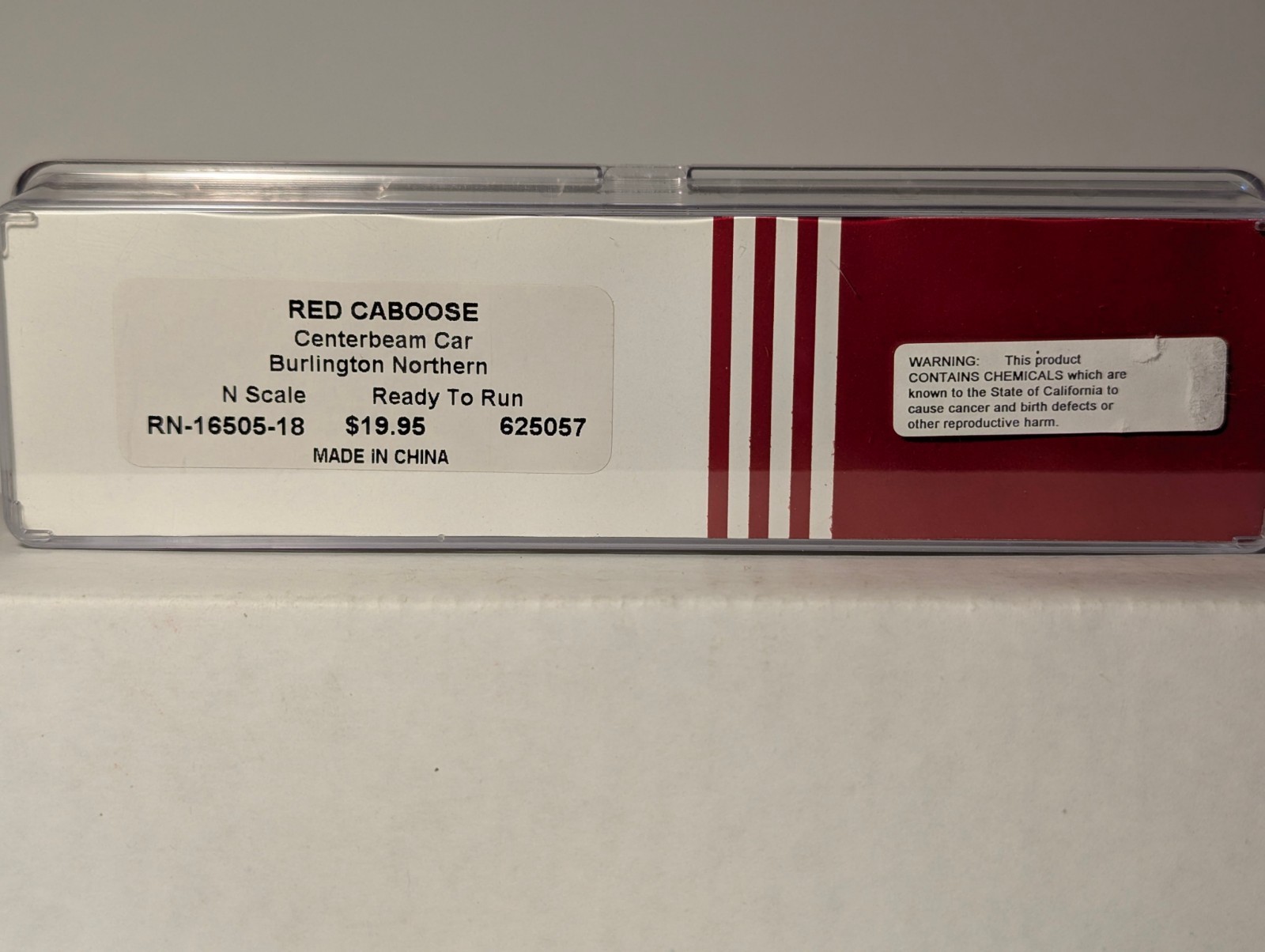 Red Caboose RN-16505-18 76′ Centerbeam Flat Car Burlington Northern BN625057