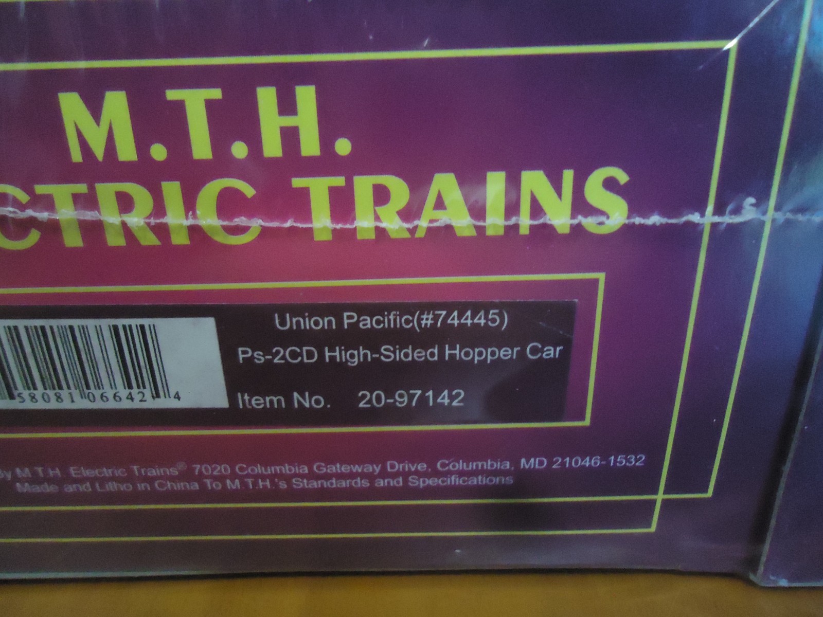 MTH O Scale Union Pacific Patriotic High-Sided Hopper Car (2) Pack 20-97142