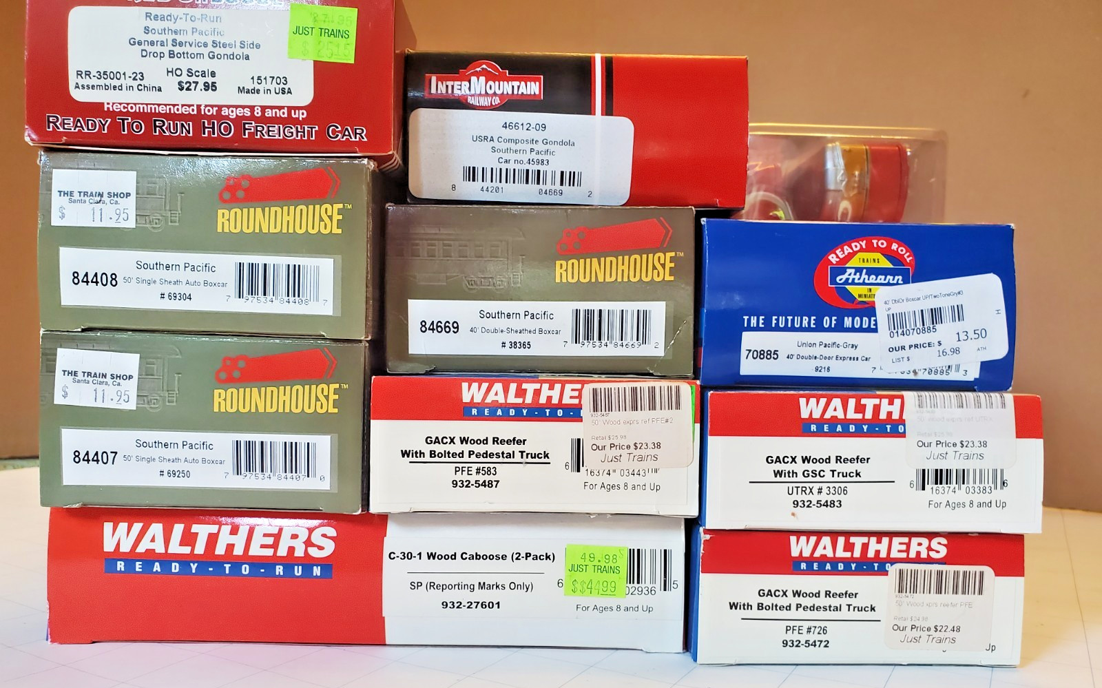 1 1 Assorted Walthers, Red Caboose, Etc. – HO Plastic Freight Cars