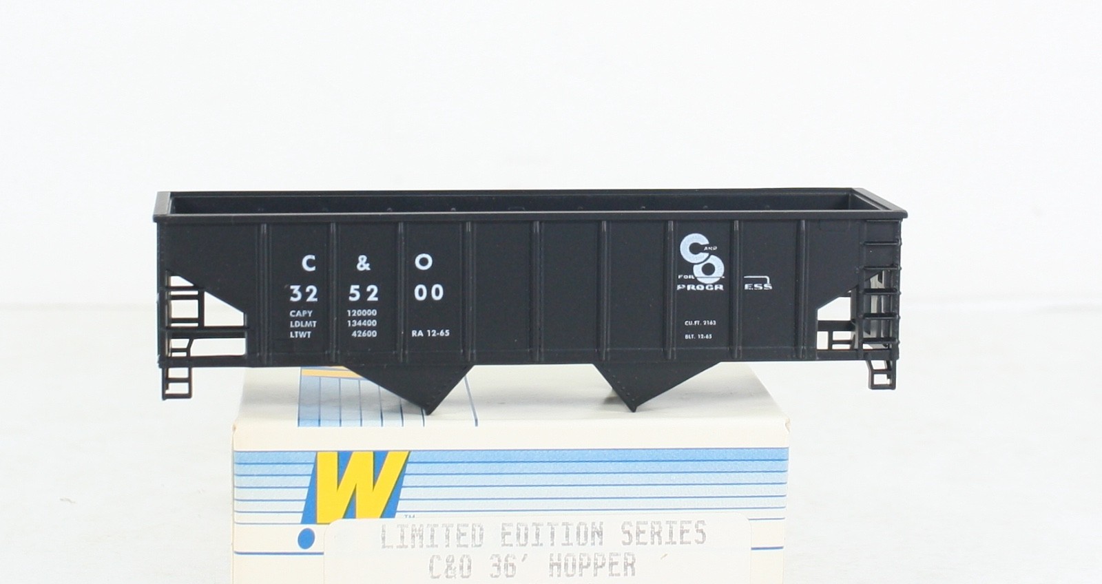 HO Walthers 932-56 Chesapeake & Ohio 36’ Hopper Kit C&O 325200 Limited Edition
