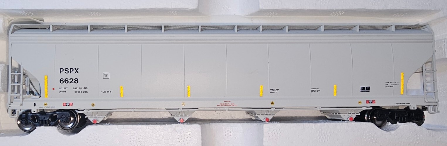20 000 439 Atlas PSPX (Chevron/Phillips Petroleum) 5701 ACF Plastics Hopper