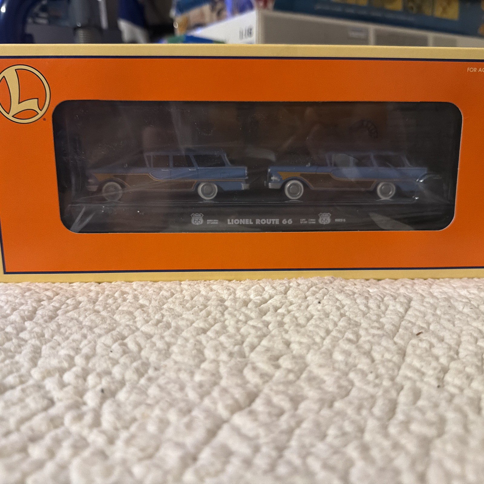 Lionel 6-17548 Lionel Route 66 Flatcar With (2) Touring Coupes New In box