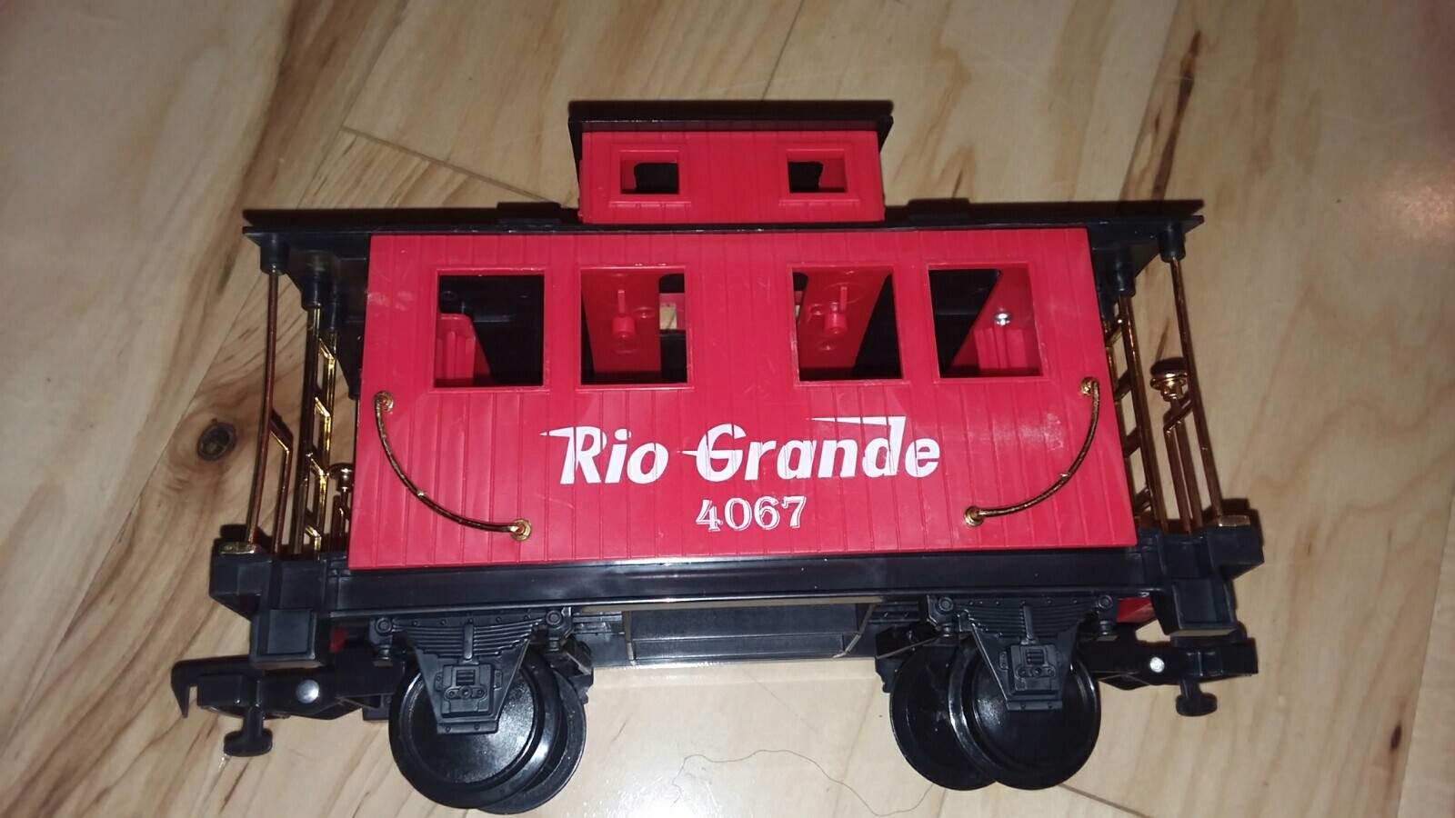 G gauge caboose by EZTec / ScientificToys Excellent Condition! Extra/replacment
