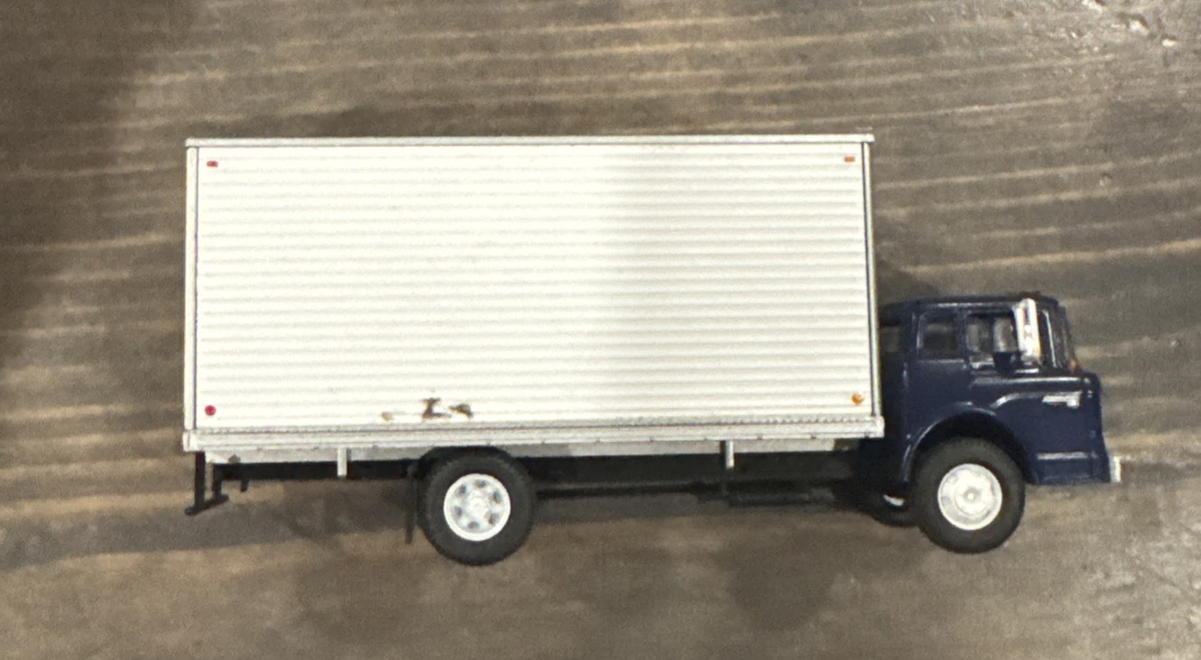 Boley HO Scale Box Truck Delta – Blue and White – Vintage