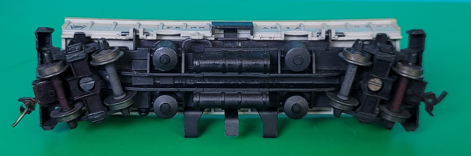 HO SCALE LIONEL PENNSYLVANIA RAILROAD 0301 OPERATING COAL CAR