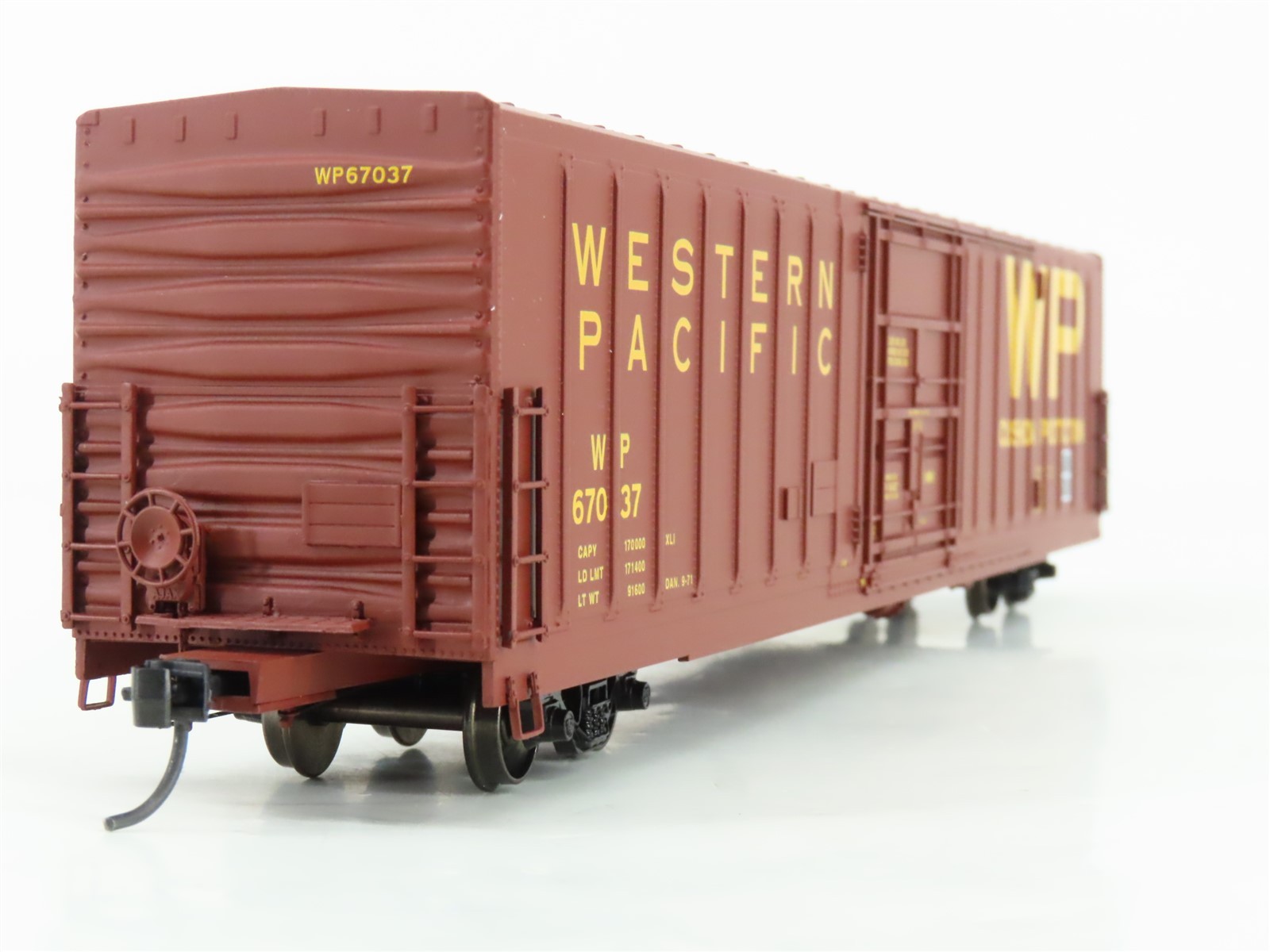 HO Scale Eel River Models ERM-1415B WP Western Pacific Railroad Box Car #67037