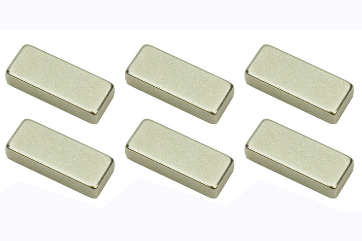 DCC Concepts ~ New 2024 ~ Sensor Magnets ~ 6 Pieces ~ DCD-ADM.6