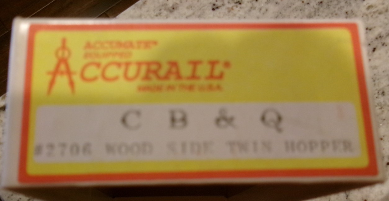 Accurail HO Scale Kit #2506 Wood Side Twin Hopper Car C B & Q Car#194026