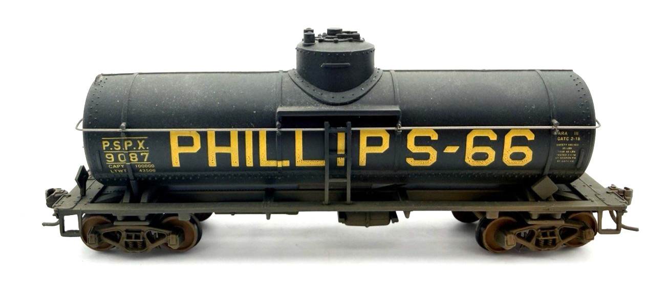 HO Unbranded Phillips 66 PSPX 32′ Tank Car Road #9087 Weathered Trucks
