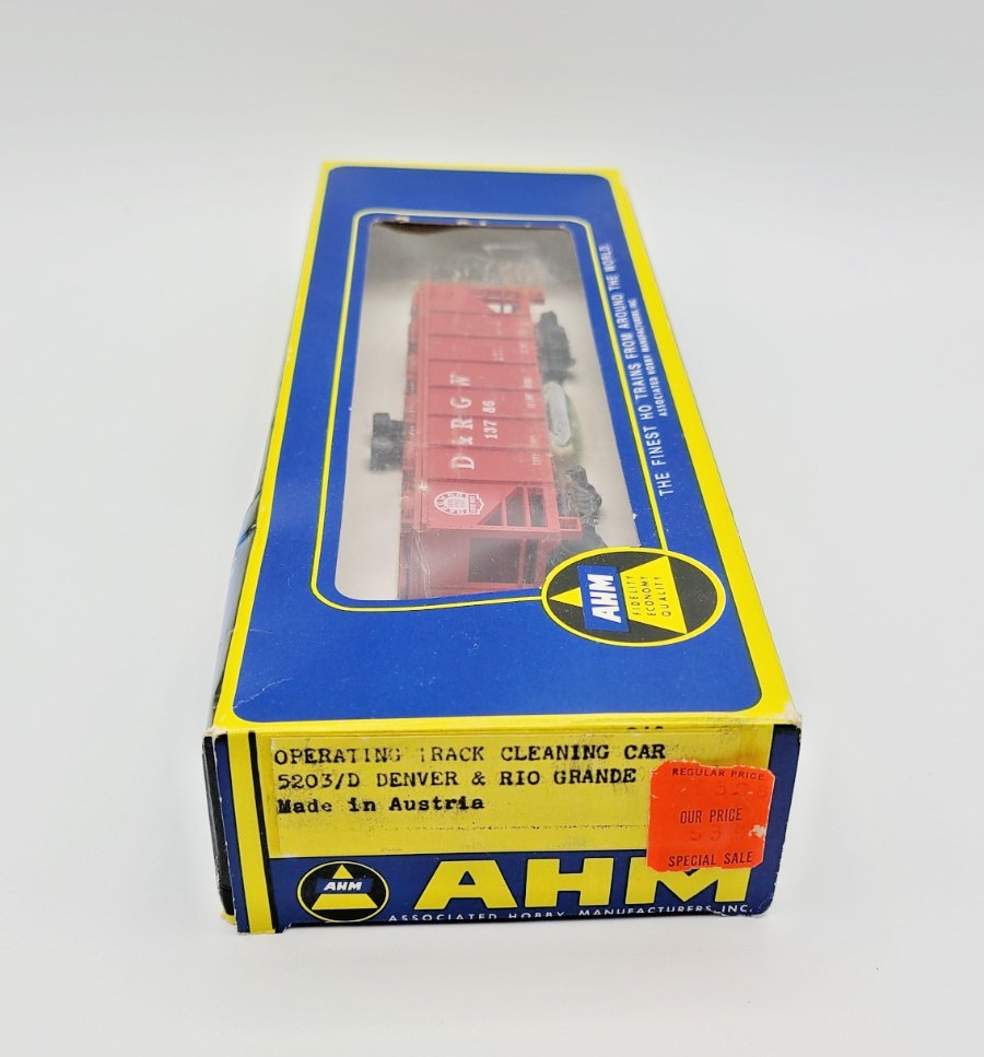 AHM HO Gauge Denver & Rio Grande Western Operating Track Cleaning Car #5203/D