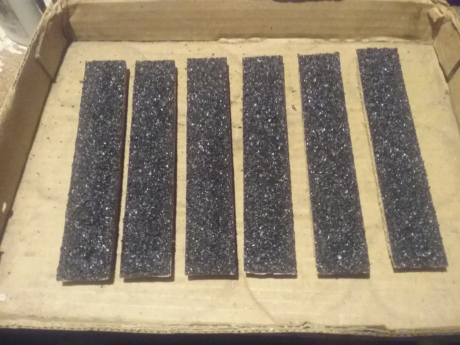 Coal loads for Bowser 100T 3 bay hoppers – HO scale – Handmade Set Of 6