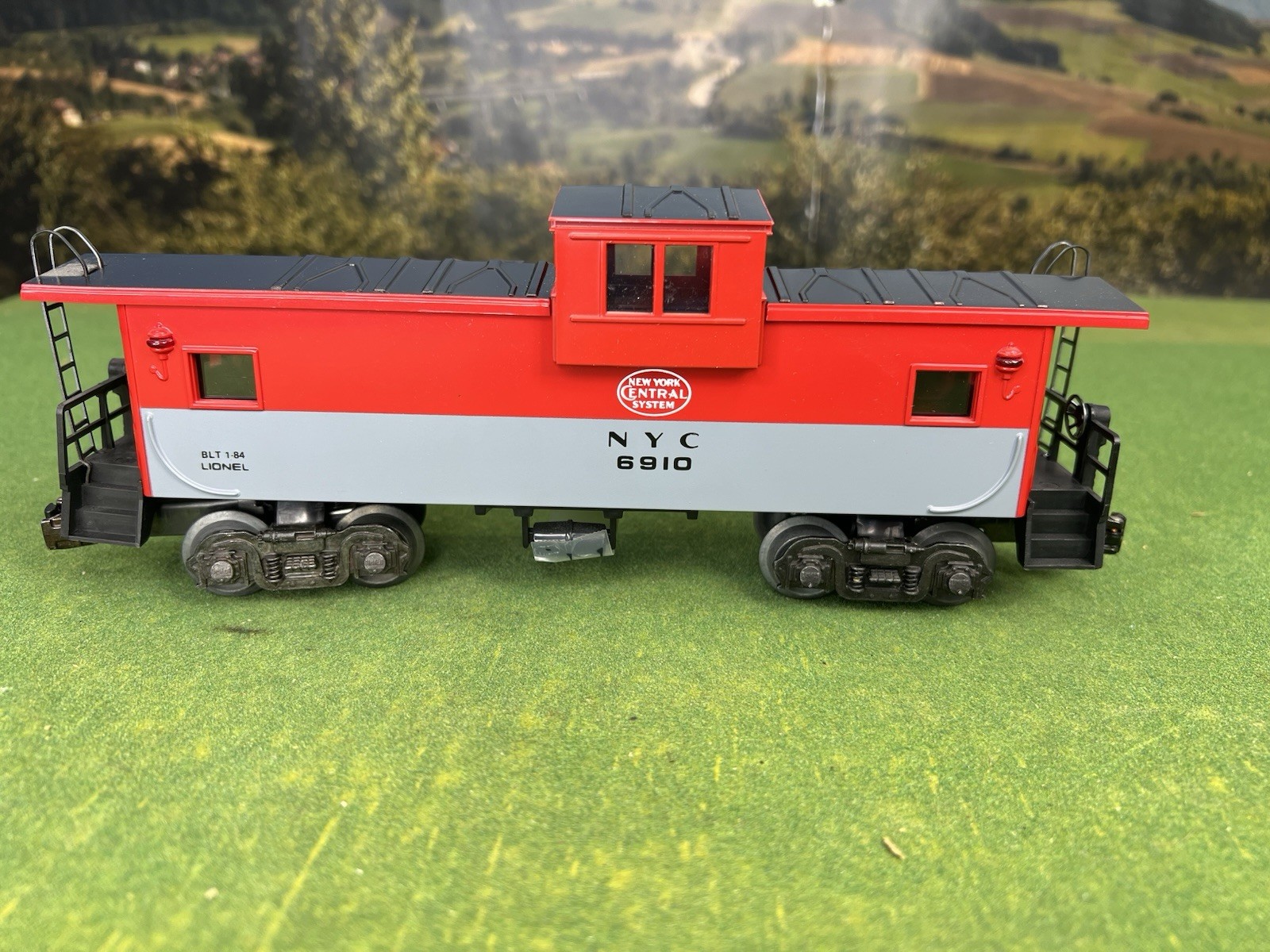 LIONEL 6-6910 O GAUGE EXTENDED VISION CABOOSE NEW YORK CENTRAL 1984 NIB