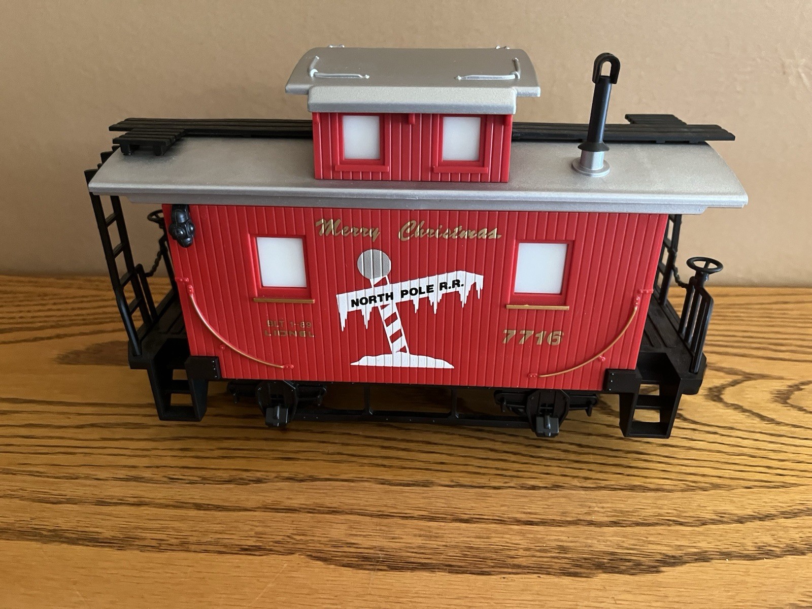 Lionel G Scale North Pole Railroad Caboose 7716 For Train Set Layout. LOOK RARE!