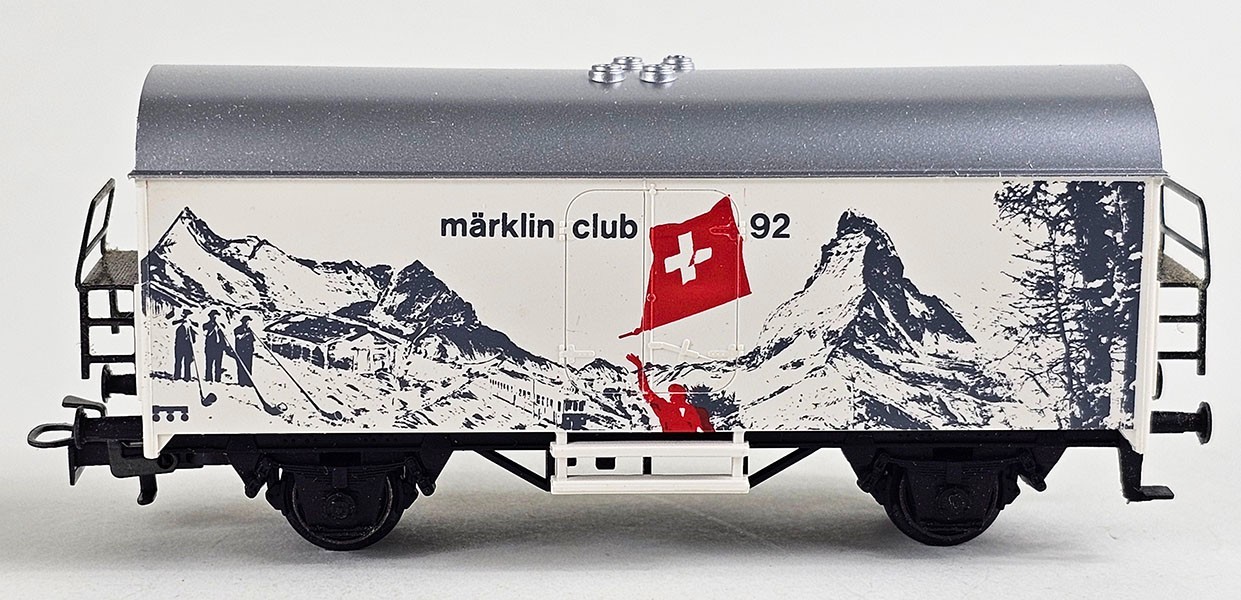 Marklin HO 2107A “Swiss Alps” 1992 Insider Club Refrigerated Box Car Reefer