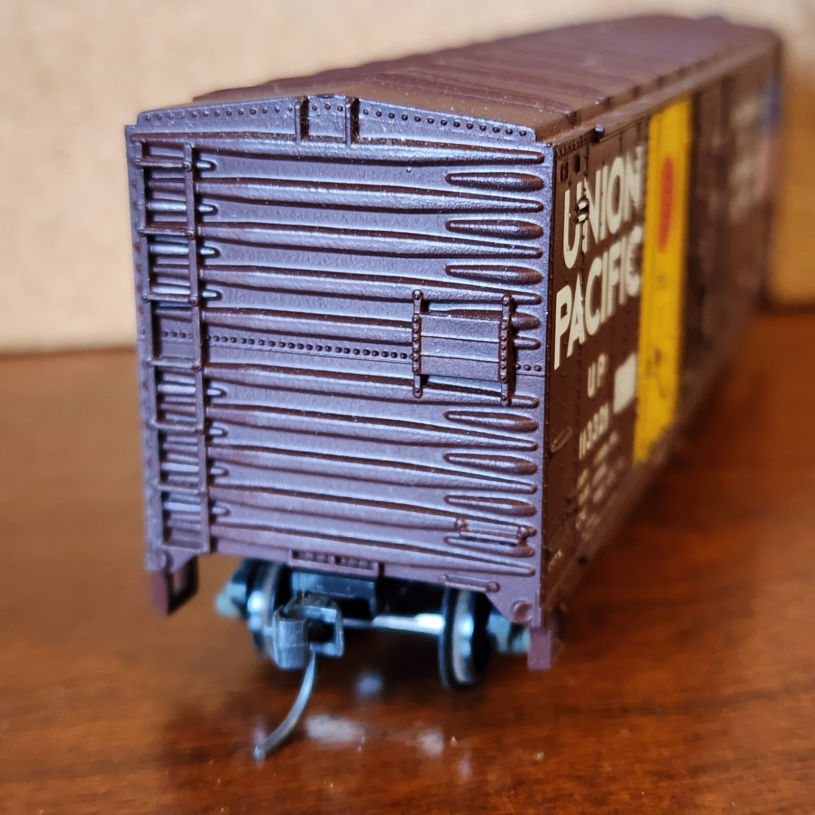 Union Pacific Railroad 40′ Double Plug Door Boxcar 113321 Athearn HO Scale