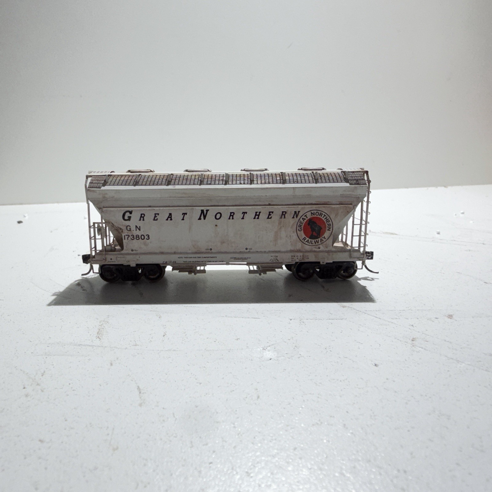 Athearn RTR #93979 HO Scale Great Northern #173803 ACF 2970 2-Bay Hopper Boxed