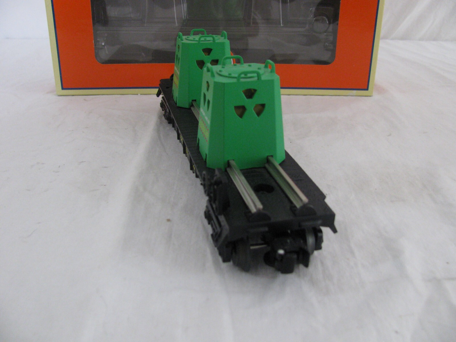 Lionel Trains Area 51 Groom Lake Alien Radioactive Waste Flat Car #6-36829 EX