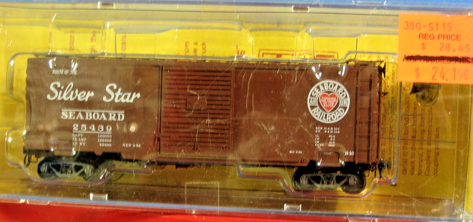 HO Kadee Seaboard-Silver Star 40′ PS-1. #5115 New in box. C-10 RTR