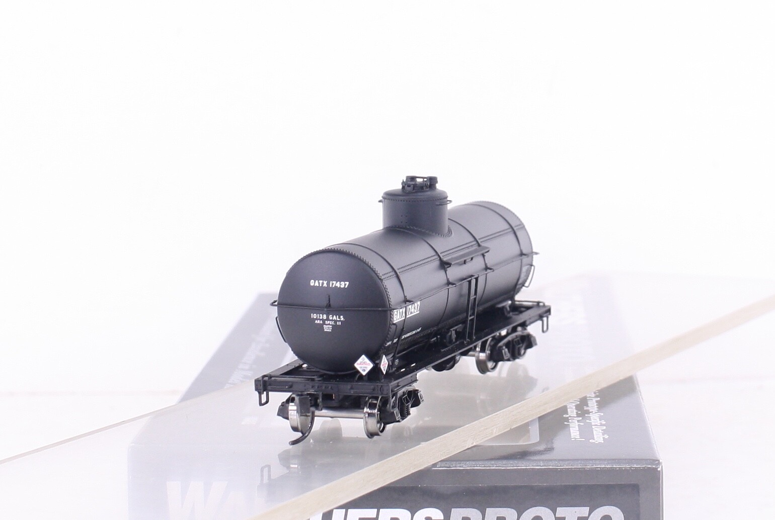 Walthers PROTO 920-100505 GATX Type 21 ACF 10k Gal Tank Car GATX 17437