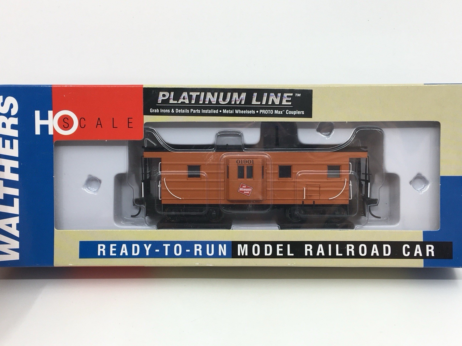 HO Walthers 932-7663 Milwaukee Road Rib Side Caboose MILW #01901 Metal Wheels