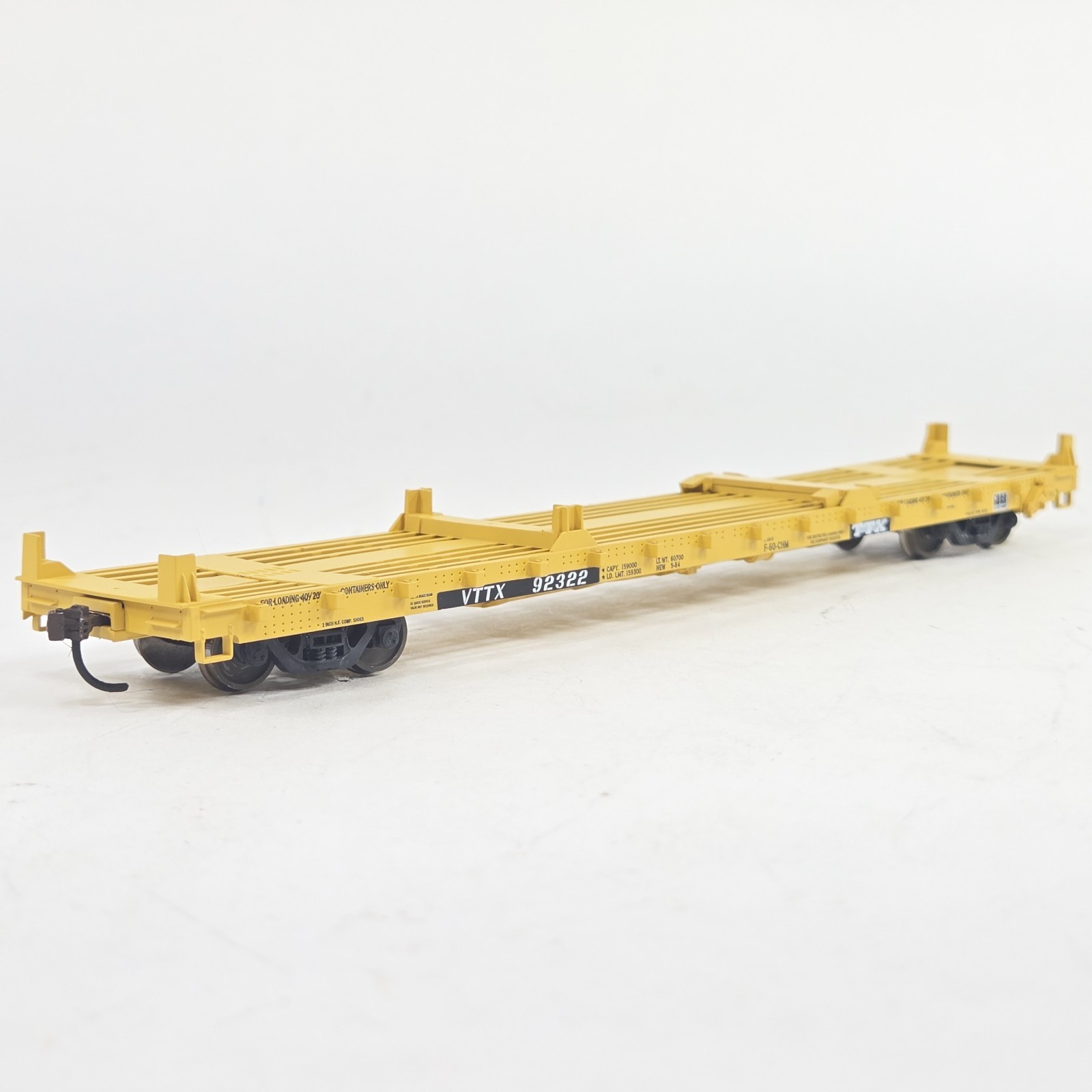 Walthers Mainline HO Scale VTTX #92322 60′ Pullman-Standard Flatcar Trailer