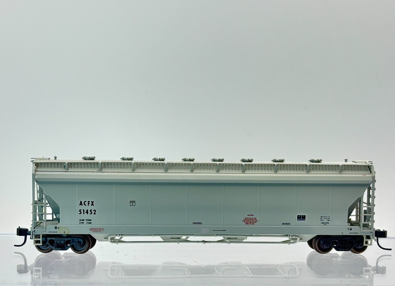 N Scale Atlas 40071 ACFX ACF PressureAide Centerflow Hopper ACFX #51452