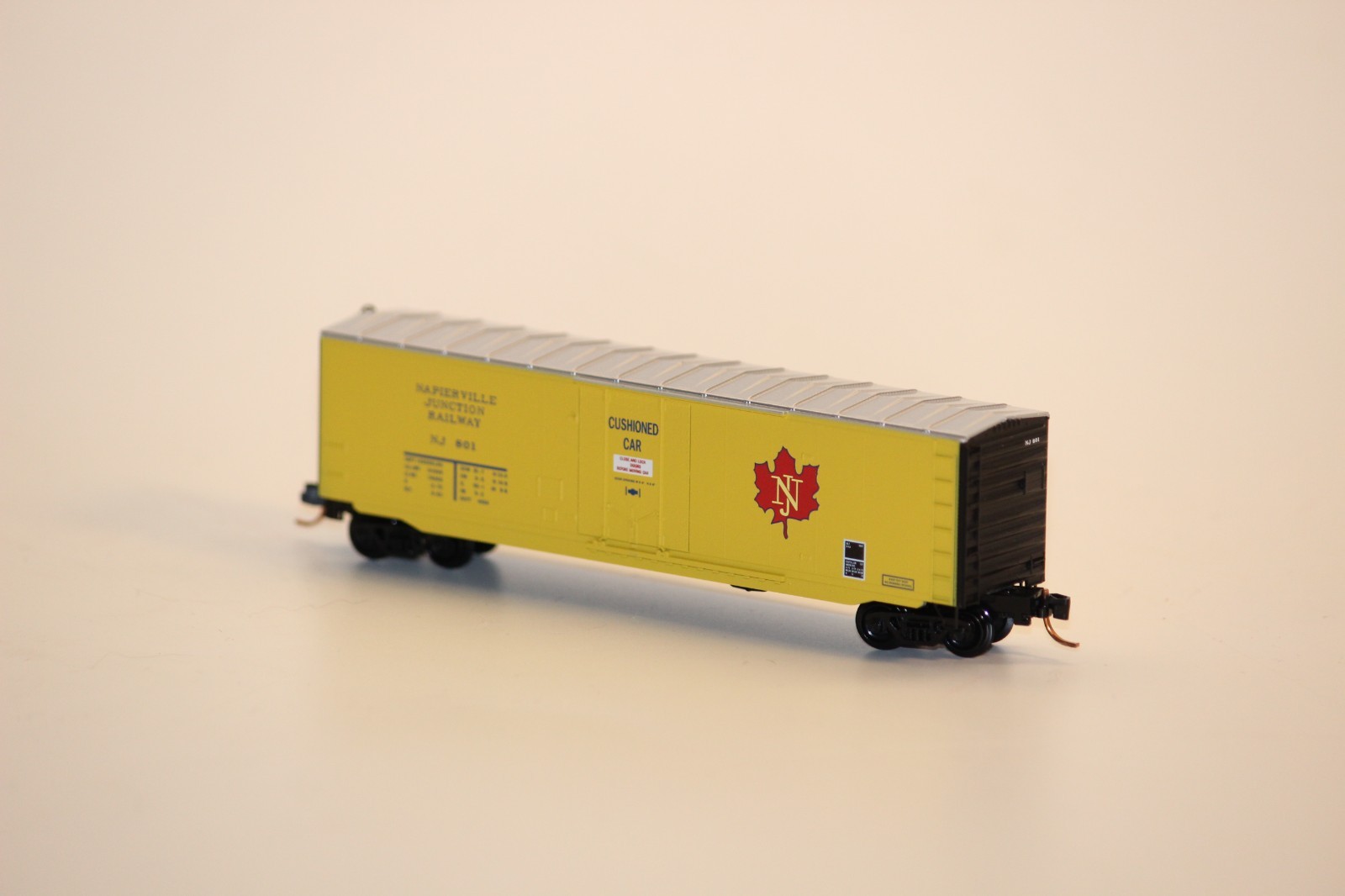 Lot of 4 MTL 50′ Boxcars var. roads GN, FEC, NJ, SAL N Scale