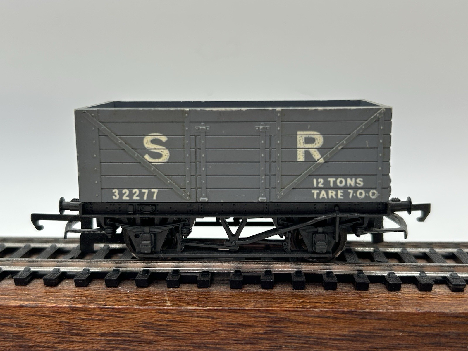OO Triang Hornby Southern Railways 7 Plank Open Goods Wagon – (GOOD)
