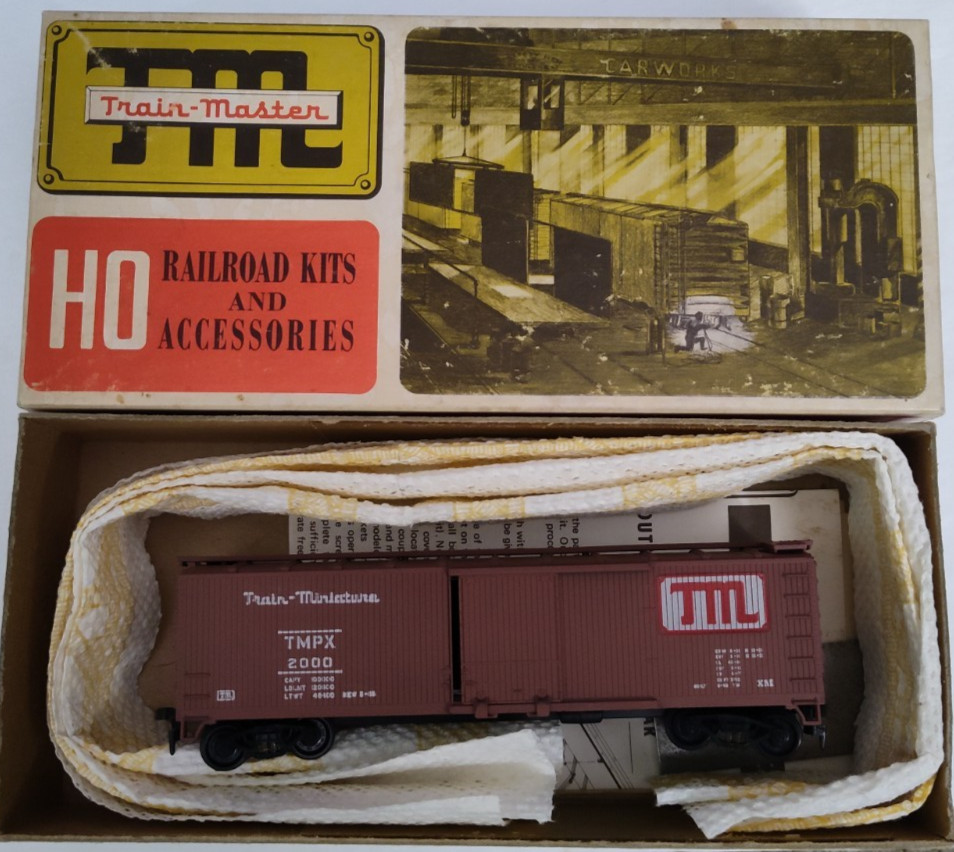 HO Train Miniature TiM box car TMPX 2000