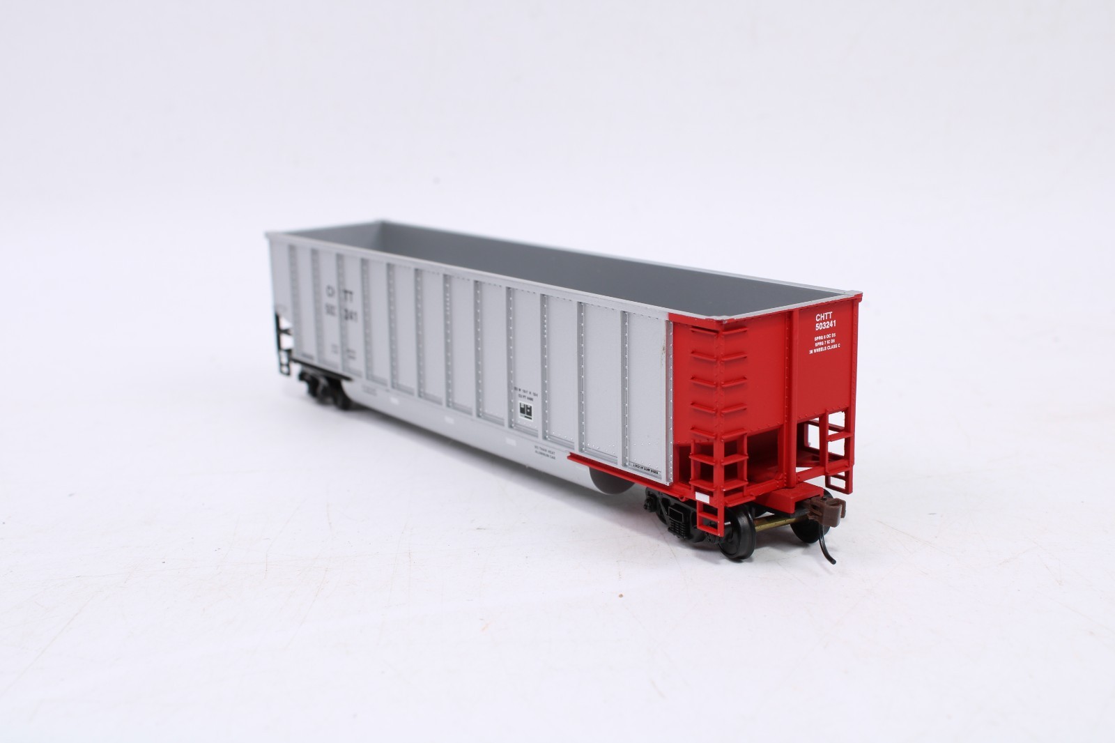 Walthers HO Scale 932-5335 Bethgons (6-Packs) CHTT (Silver/Red)
